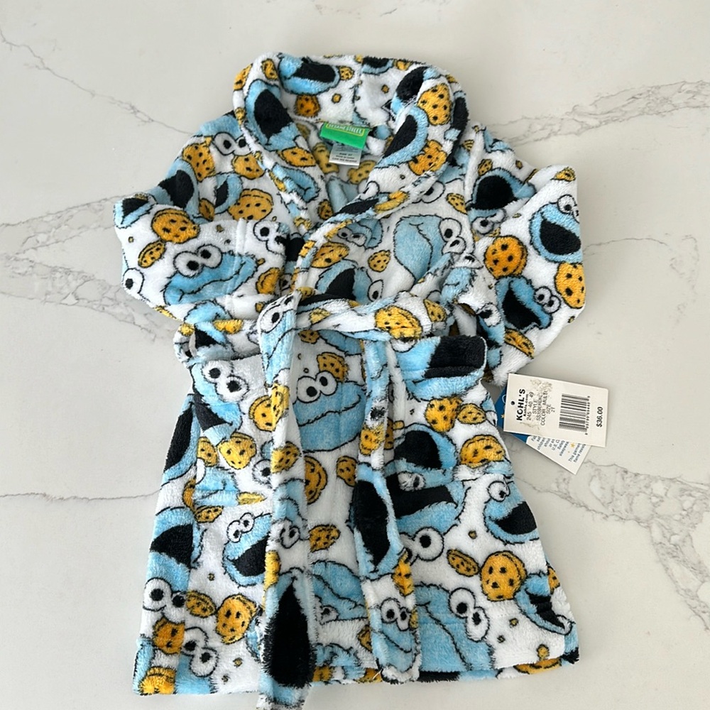 NWT Cookie Monster fleece robe, 2T